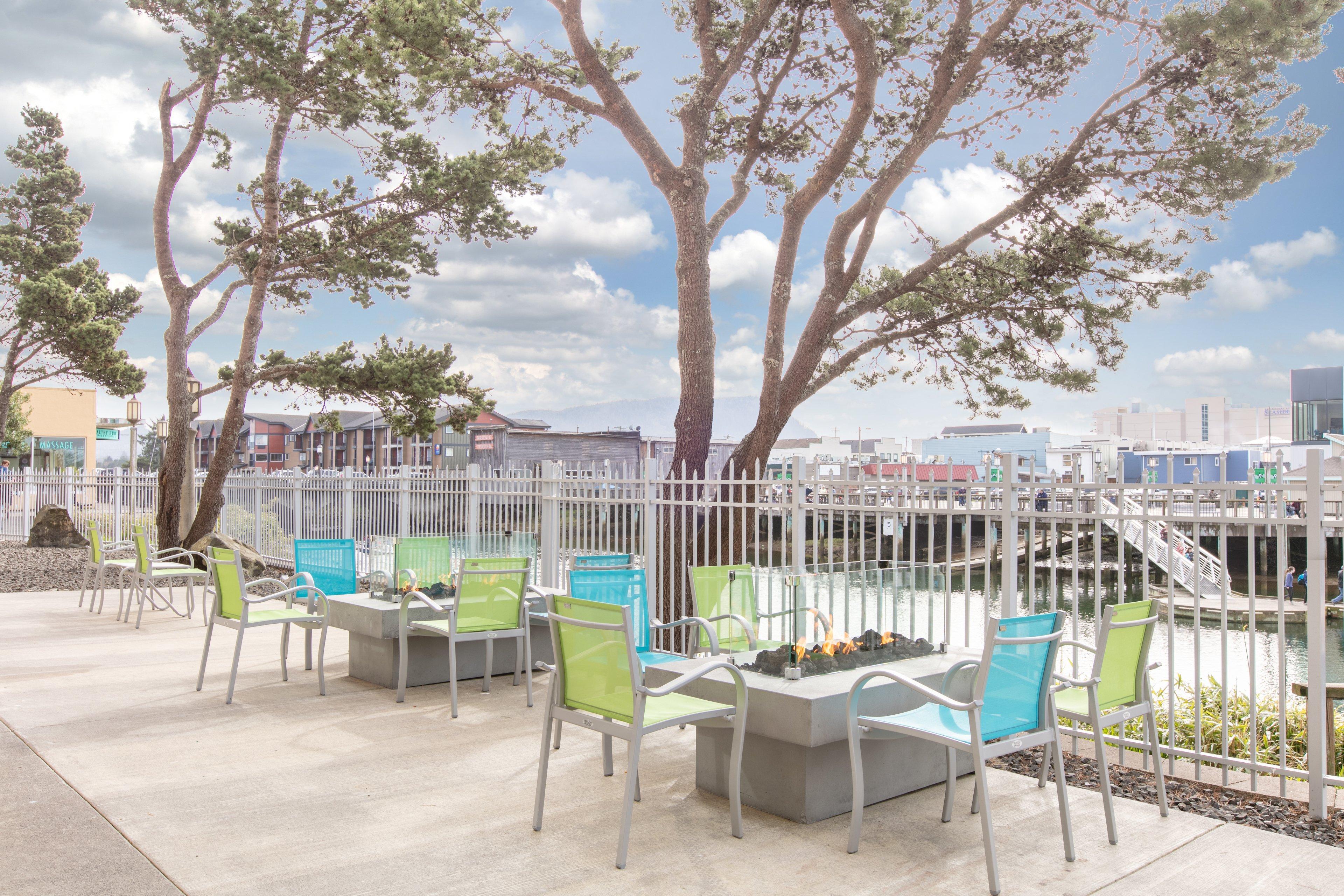 Holiday Inn Express Hotel & Suites Seaside Convention Center By Ihg Εξωτερικό φωτογραφία